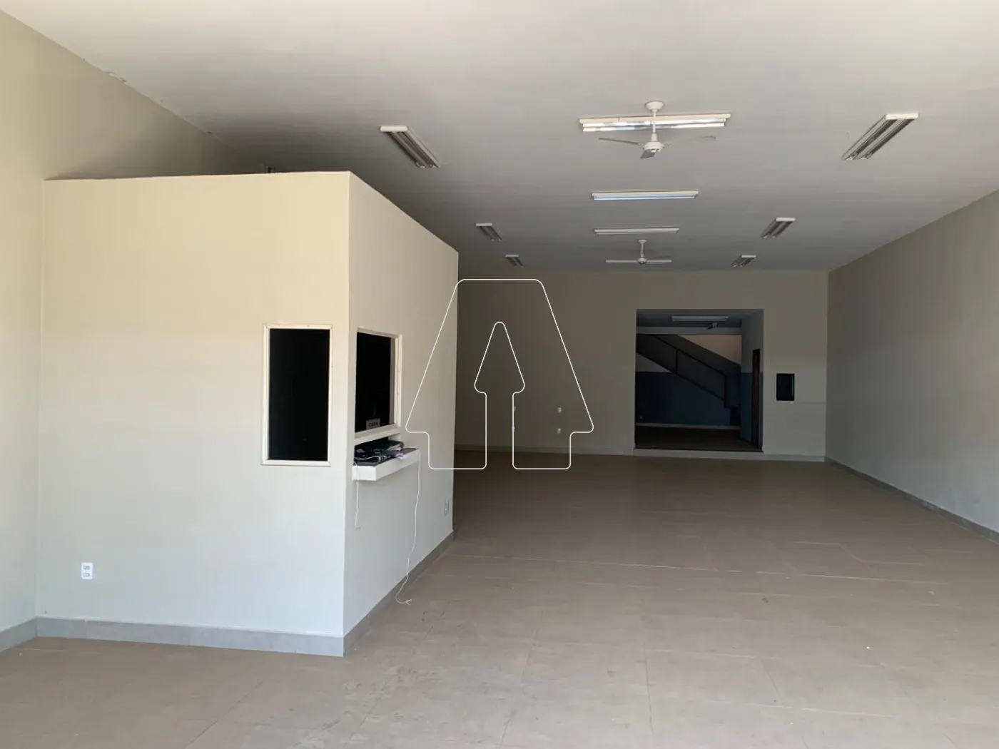 Alugar Comercial / Salão em Araçatuba R$ 11.800,00 - Foto 2