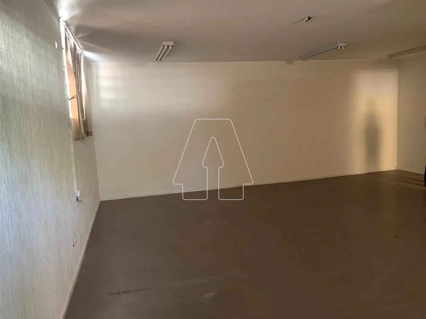 Alugar Comercial / Salão em Araçatuba R$ 11.800,00 - Foto 8