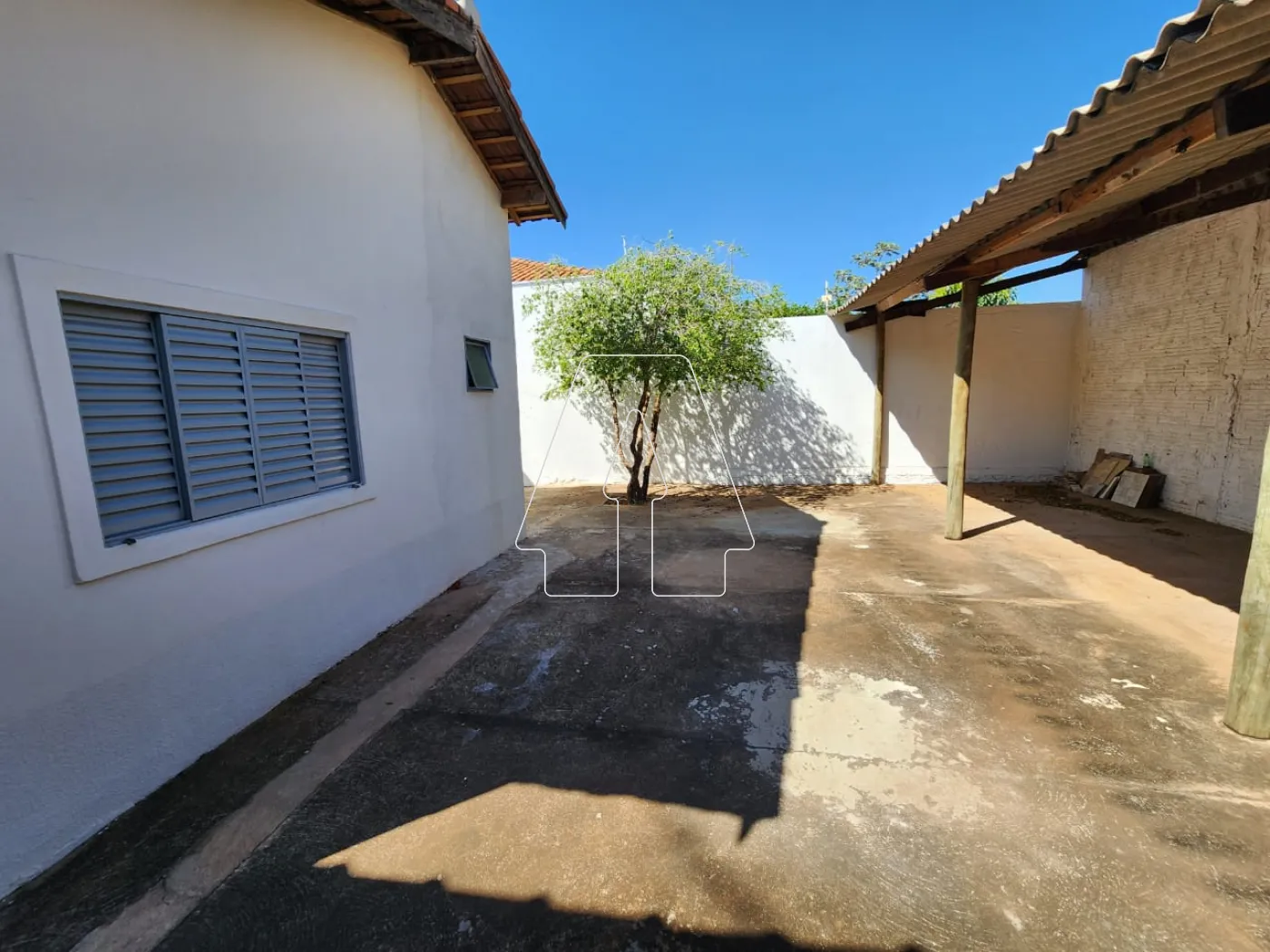 Alugar Casa / Residencial em Araçatuba R$ 2.000,00 - Foto 1