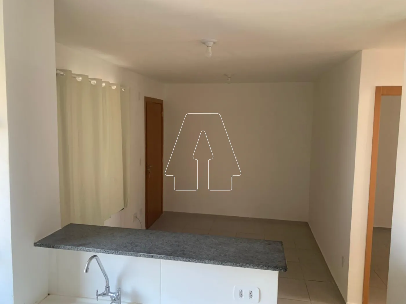 Alugar Apartamento / Padrão em Araçatuba R$ 1.100,00 - Foto 4