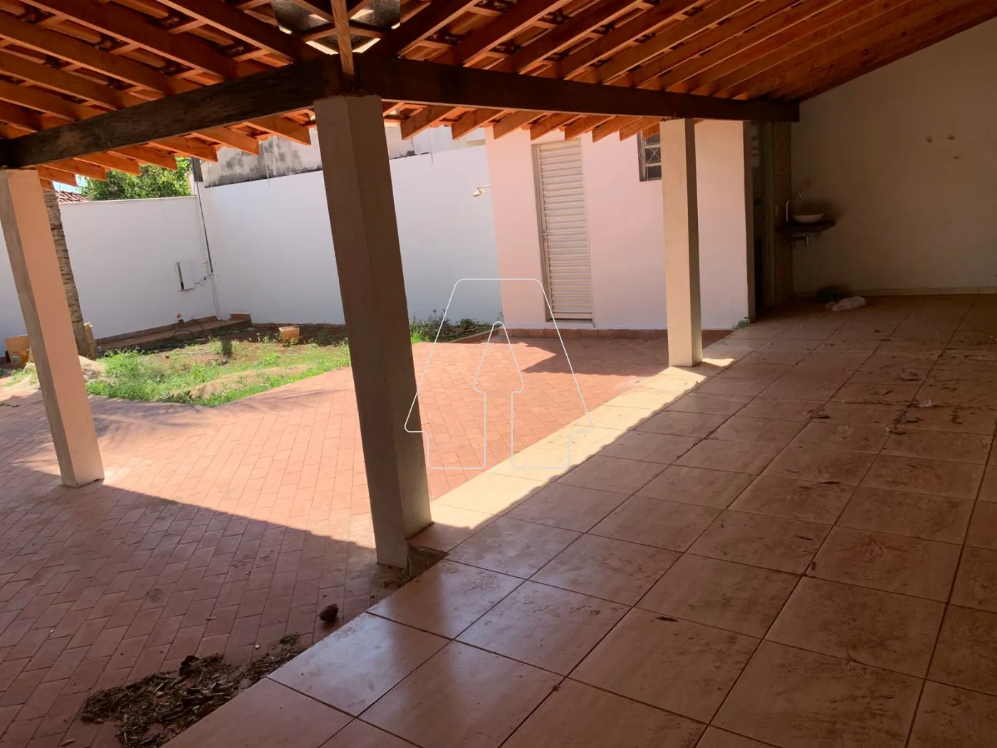 Alugar Casa / Residencial em Araçatuba R$ 2.400,00 - Foto 1