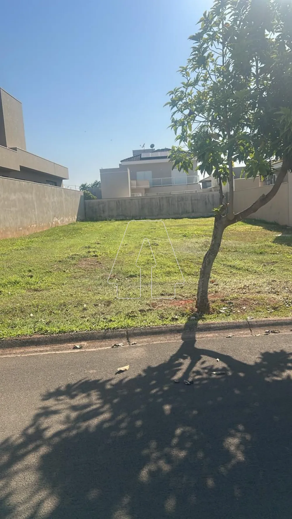 Comprar Terreno / Condomínio em Araçatuba R$ 470.000,00 - Foto 1