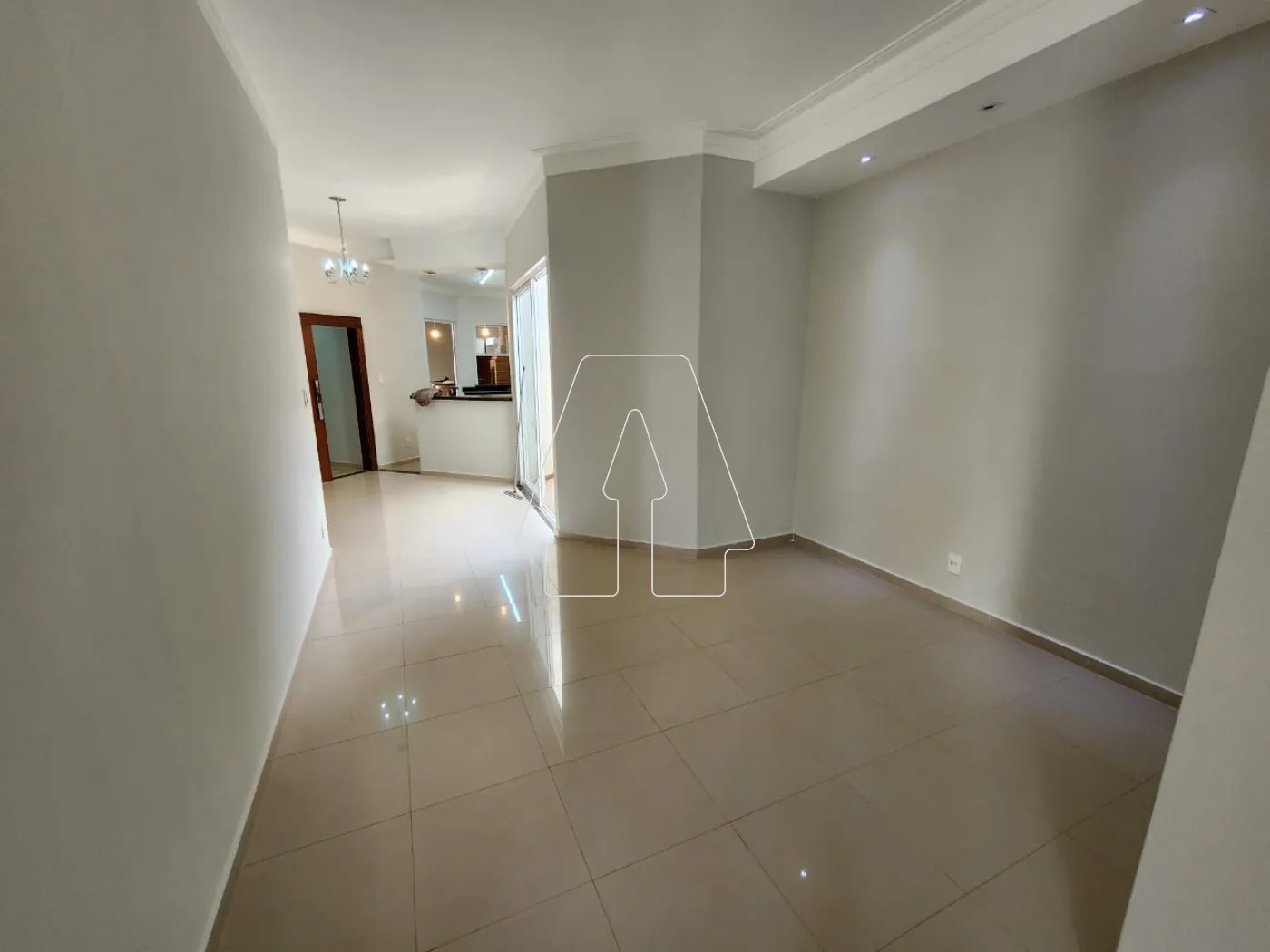 Alugar Casa / Condomínio em Araçatuba R$ 5.000,00 - Foto 2