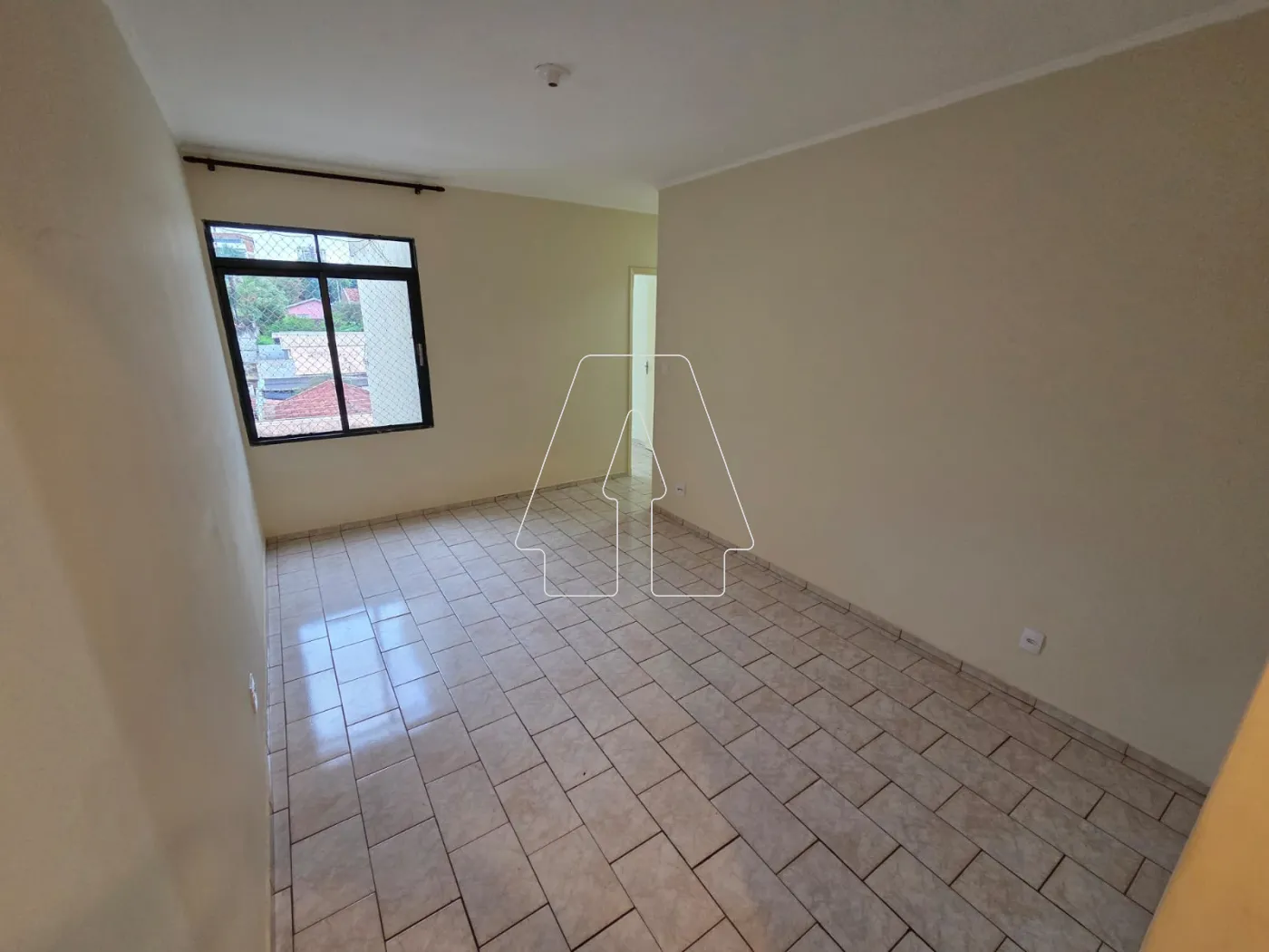 Alugar Apartamento / Padrão em Araçatuba R$ 1.100,00 - Foto 1