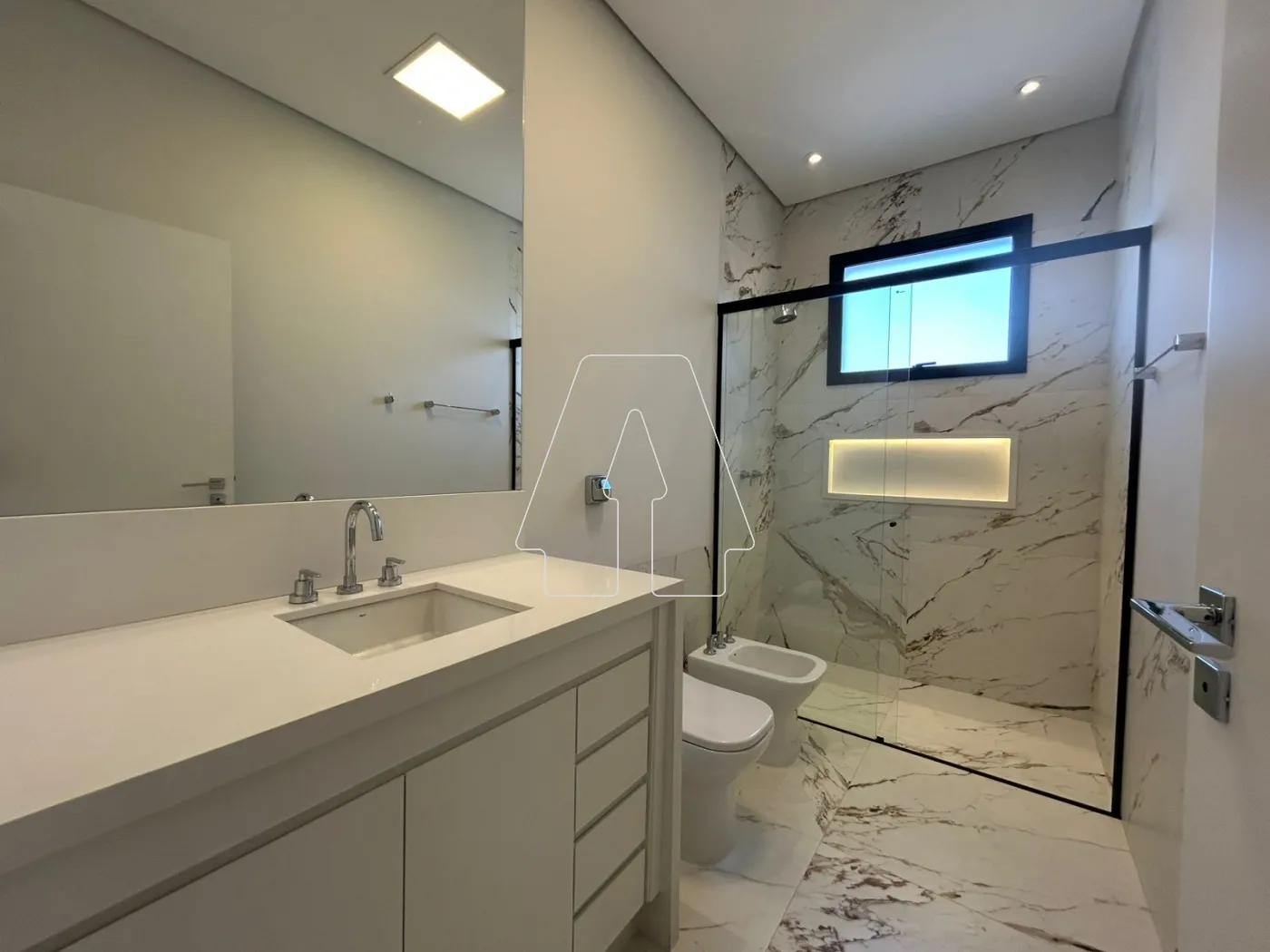 Alugar Casa / Condomínio em Araçatuba R$ 22.000,00 - Foto 14