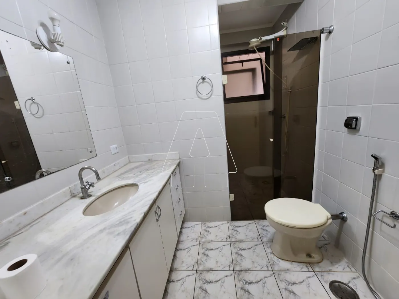 Alugar Apartamento / Padrão em Araçatuba R$ 1.450,00 - Foto 6