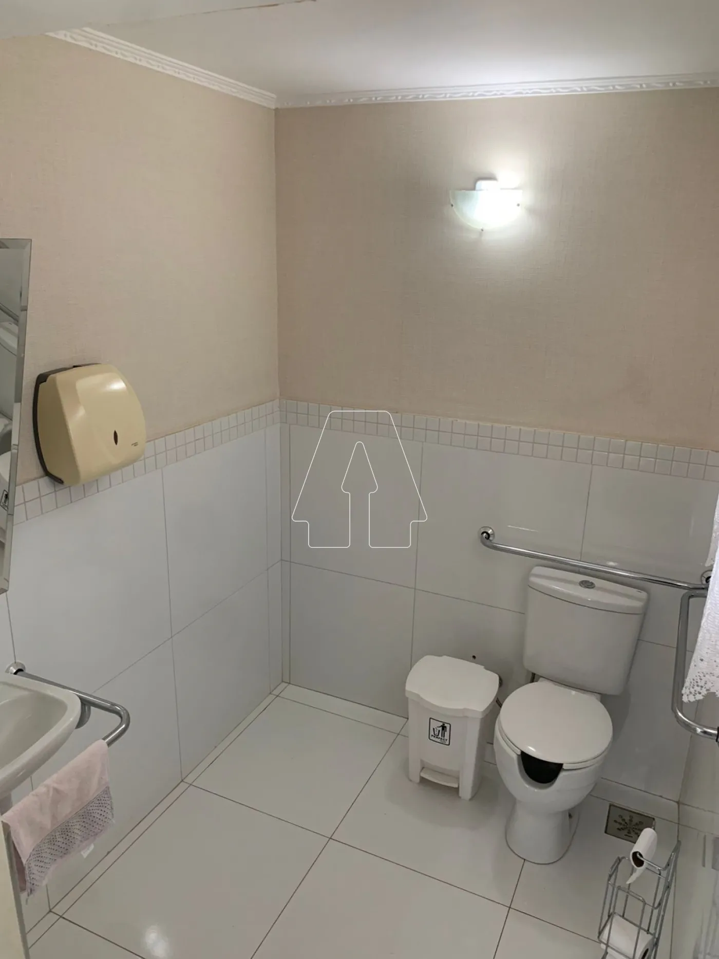 Alugar Comercial / Salão em Araçatuba R$ 5.000,00 - Foto 2