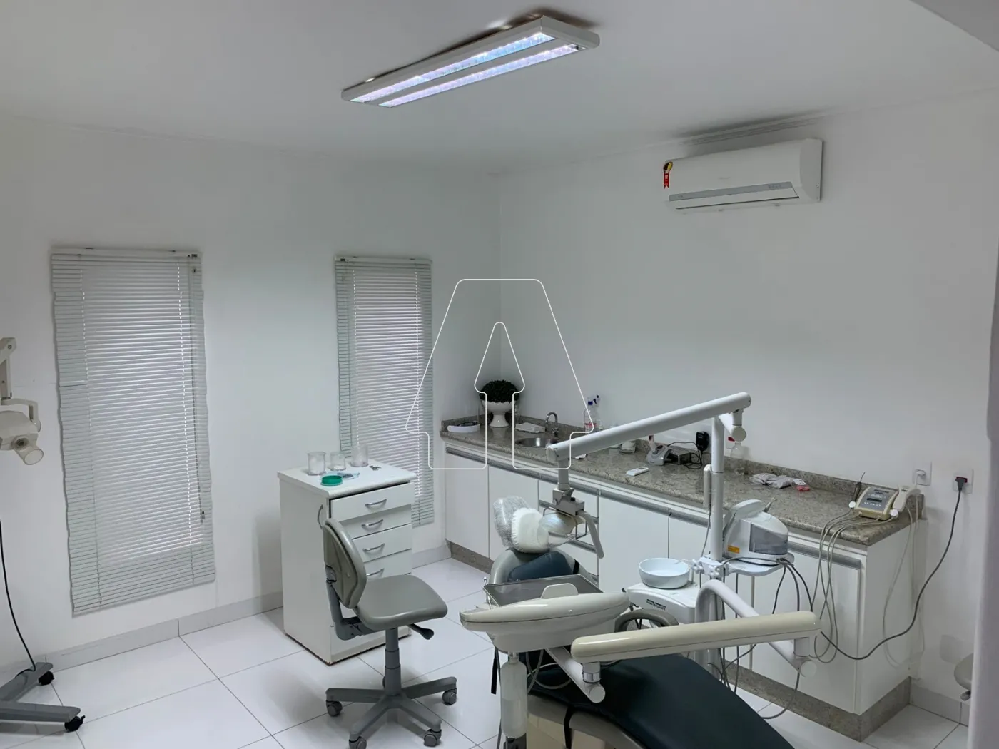 Alugar Comercial / Salão em Araçatuba R$ 5.000,00 - Foto 4