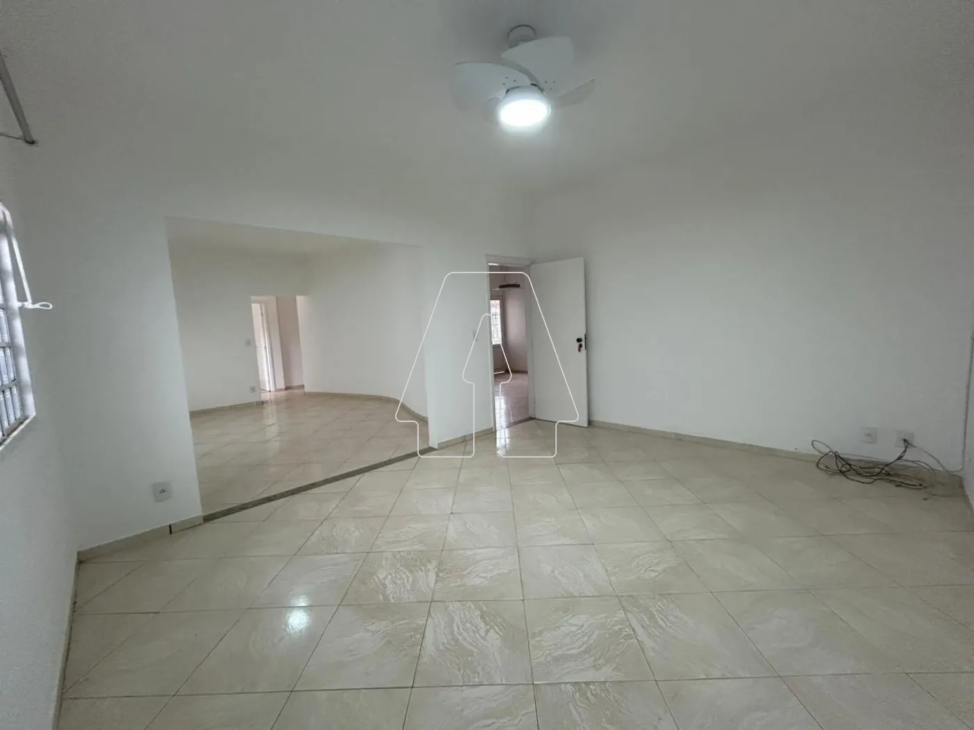 Alugar Casa / Residencial em Araçatuba R$ 4.500,00 - Foto 2