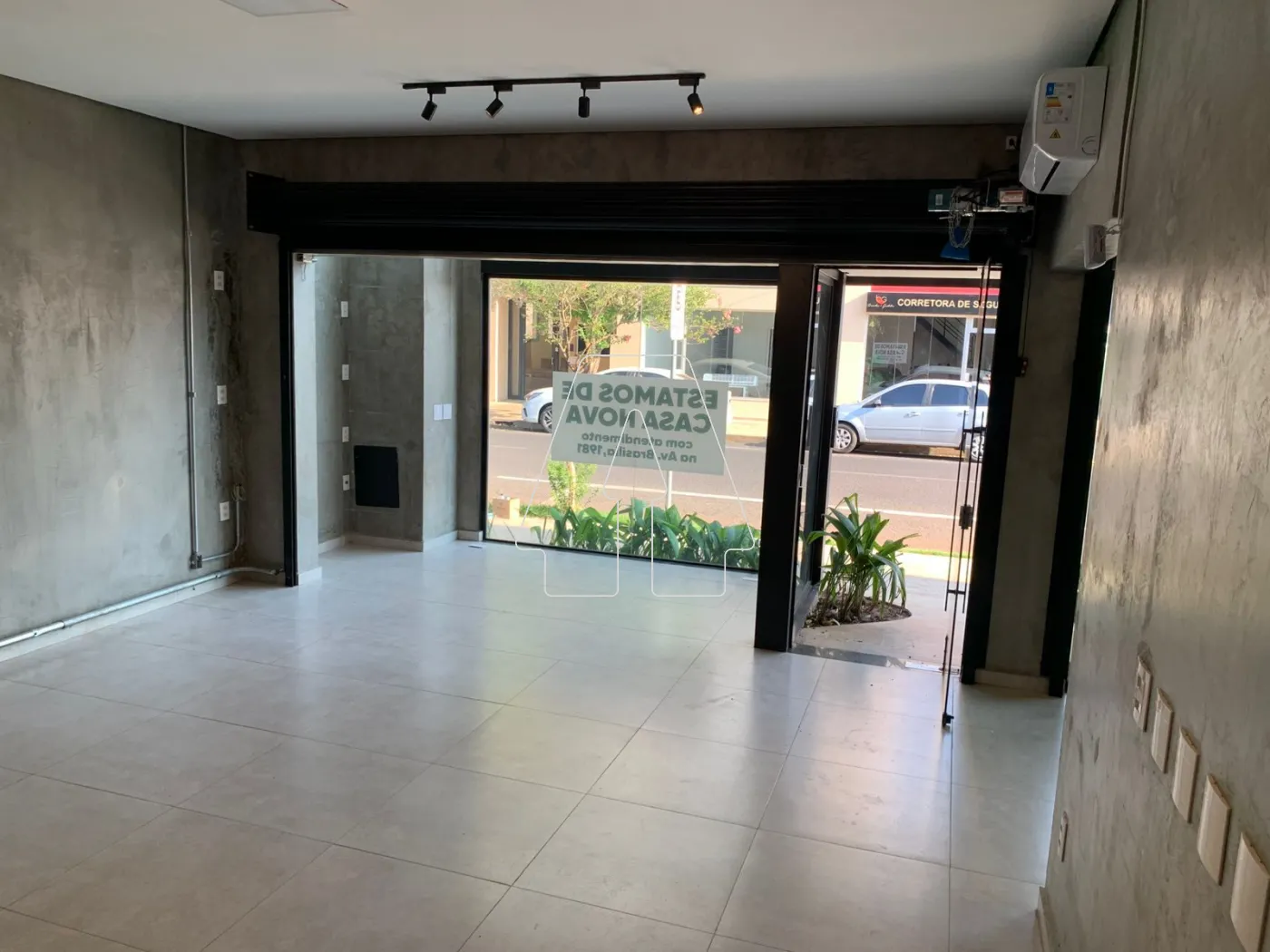 Alugar Comercial / Salão em Araçatuba R$ 6.900,00 - Foto 2