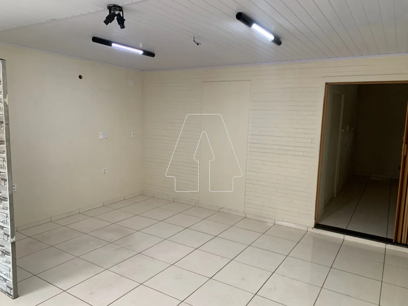 Alugar Comercial / Salão em Araçatuba R$ 2.100,00 - Foto 2