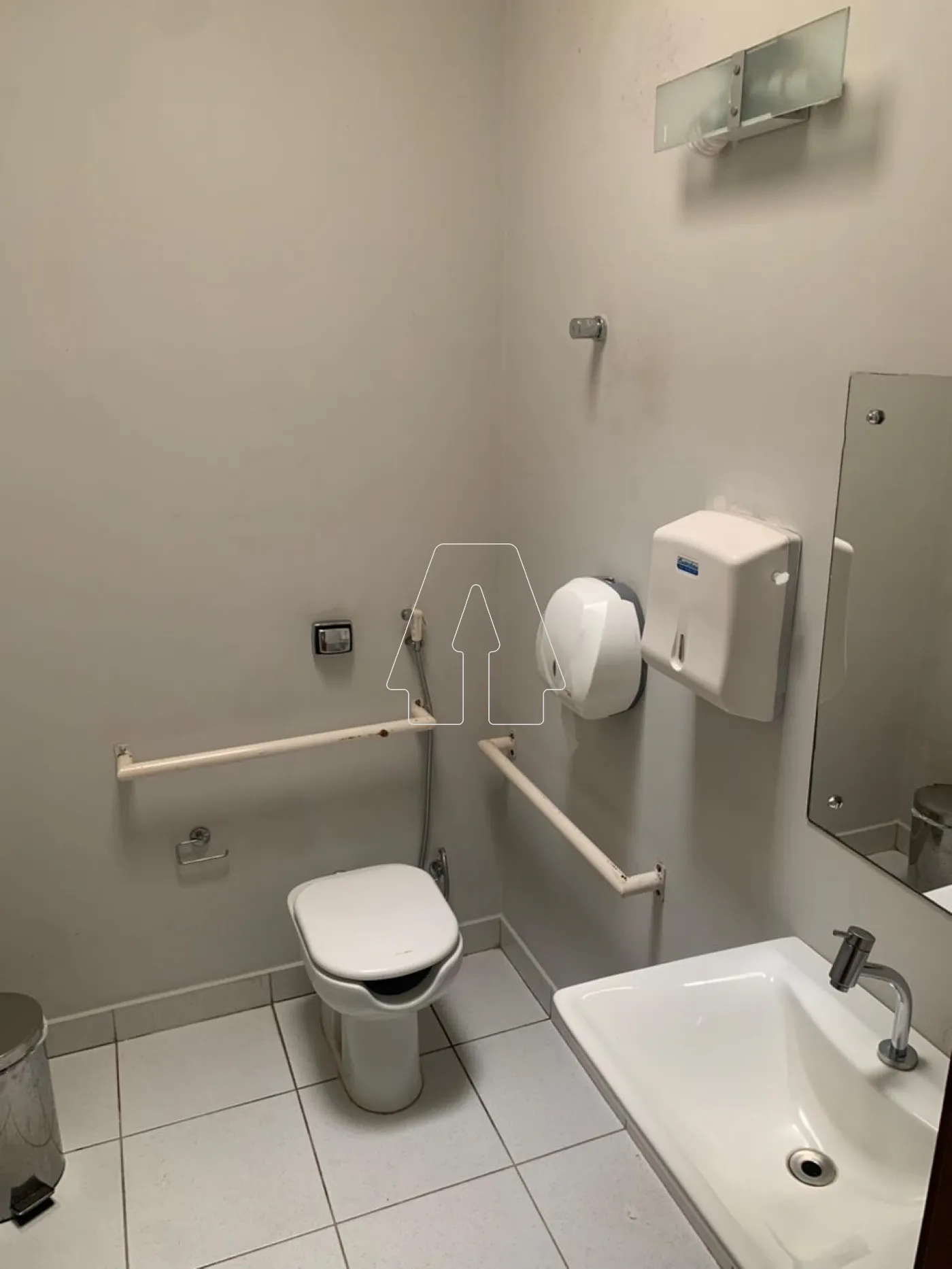 Alugar Comercial / Sala em Araçatuba R$ 750,00 - Foto 9