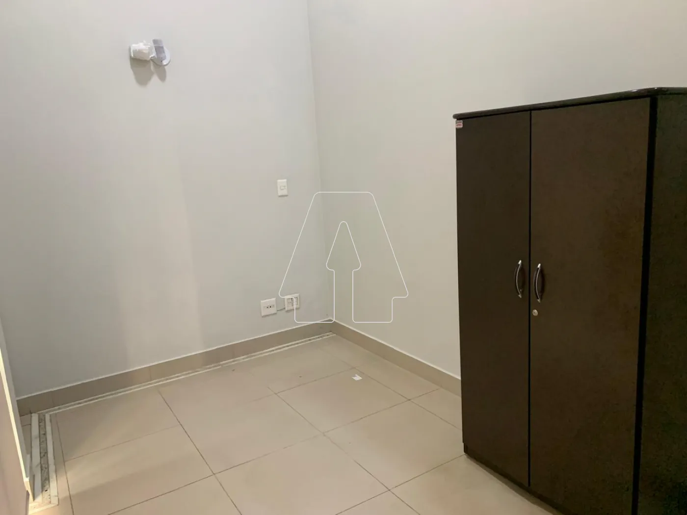 Alugar Comercial / Sala em Araçatuba R$ 750,00 - Foto 7