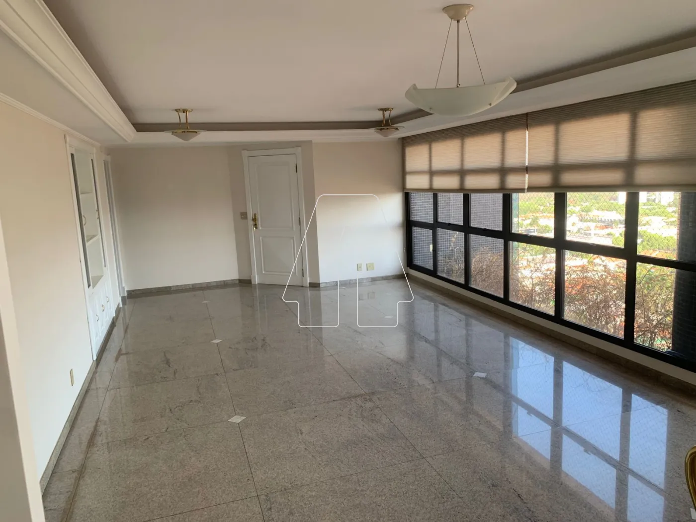 Alugar Apartamento / Padrão em Araçatuba R$ 4.000,00 - Foto 2