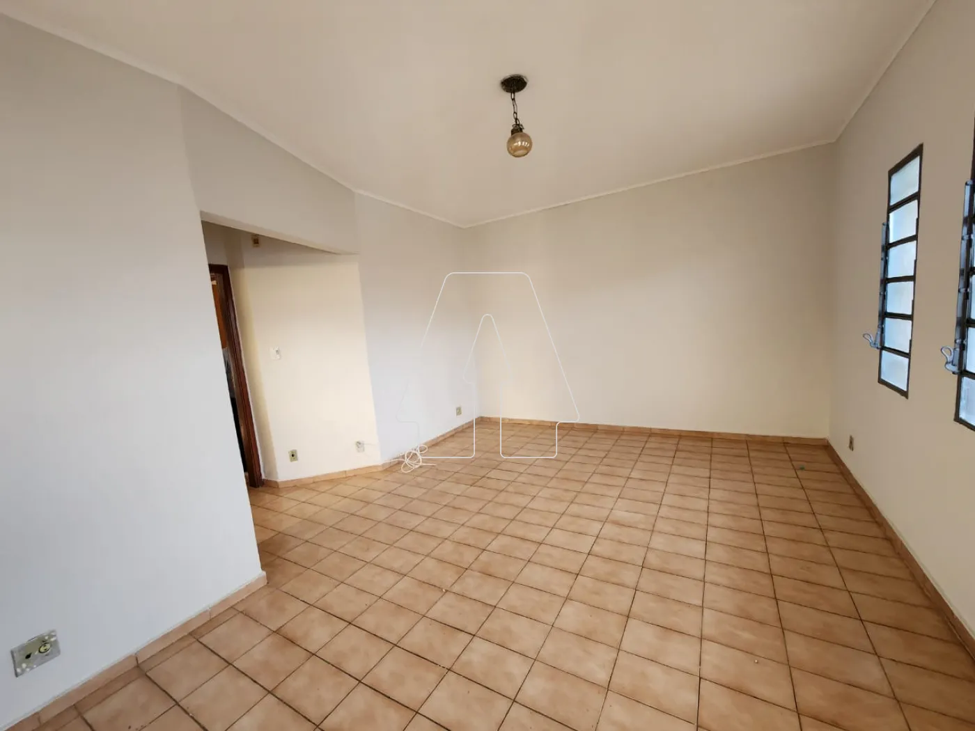 Alugar Casa / Residencial em Araçatuba R$ 1.250,00 - Foto 1