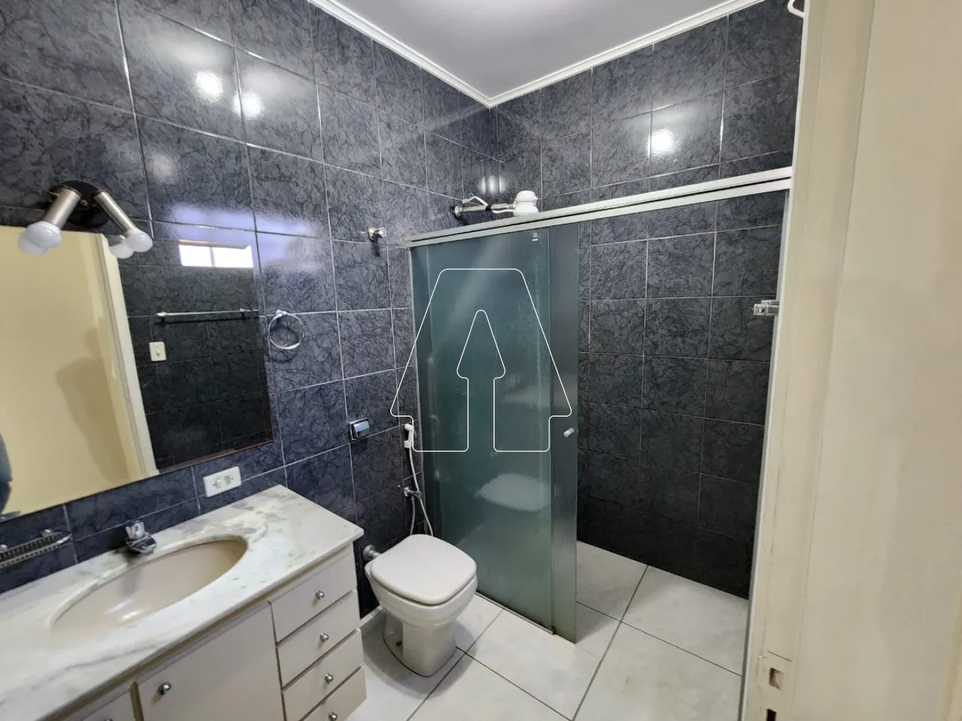 Alugar Casa / Residencial em Araçatuba R$ 1.700,00 - Foto 7