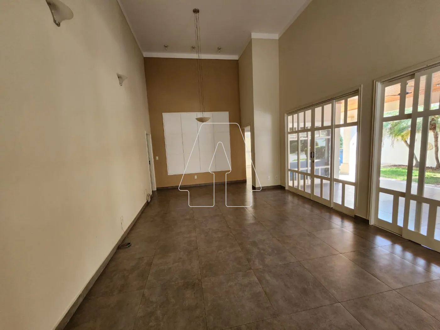 Alugar Casa / Condomínio em Araçatuba R$ 4.800,00 - Foto 2