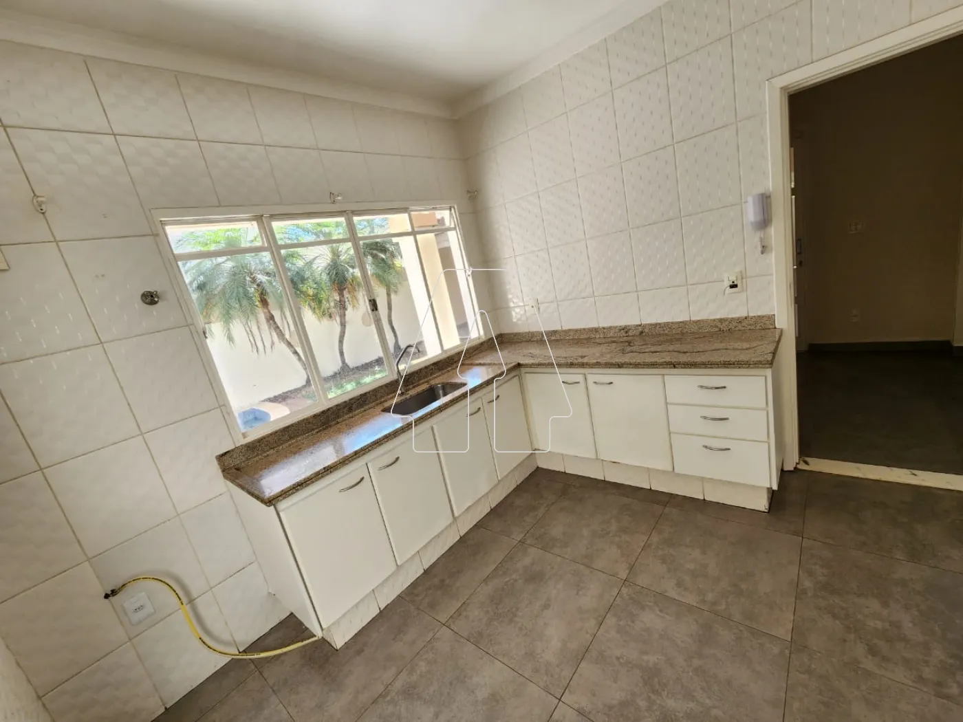 Alugar Casa / Condomínio em Araçatuba R$ 4.800,00 - Foto 3