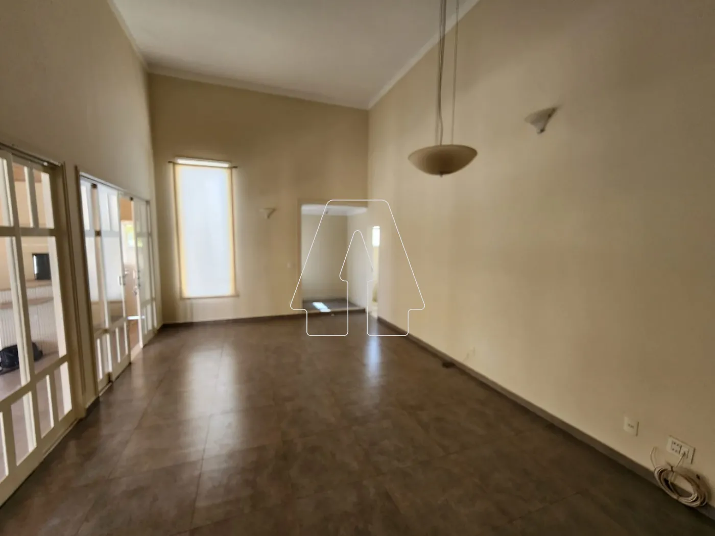 Alugar Casa / Condomínio em Araçatuba R$ 4.800,00 - Foto 1