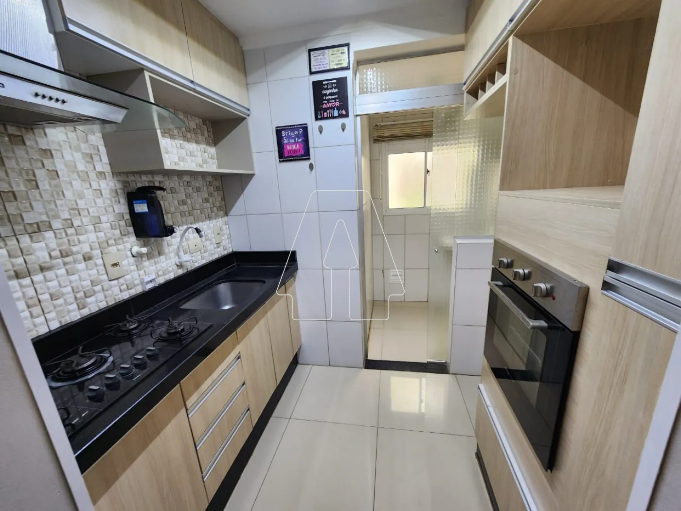 Alugar Apartamento / Padrão em Araçatuba R$ 1.300,00 - Foto 2