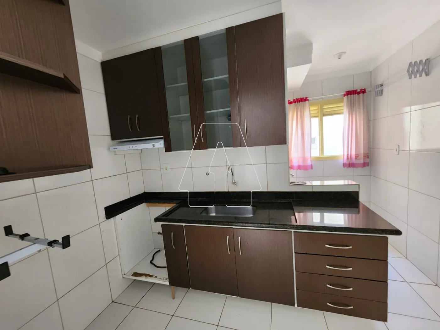 Alugar Apartamento / Padrão em Araçatuba R$ 600,00 - Foto 3