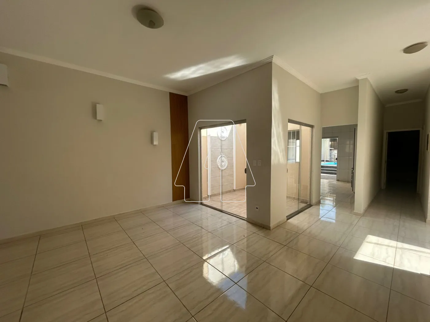 Alugar Casa / Residencial em Araçatuba R$ 3.000,00 - Foto 2