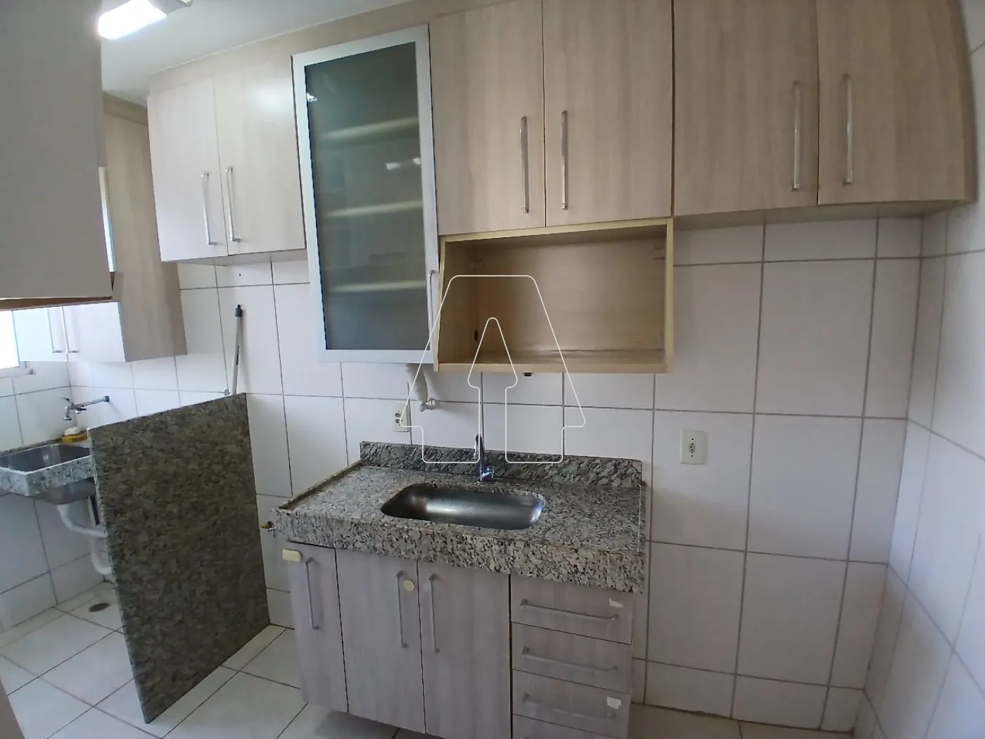 Alugar Apartamento / Padrão em Araçatuba R$ 1.085,00 - Foto 4