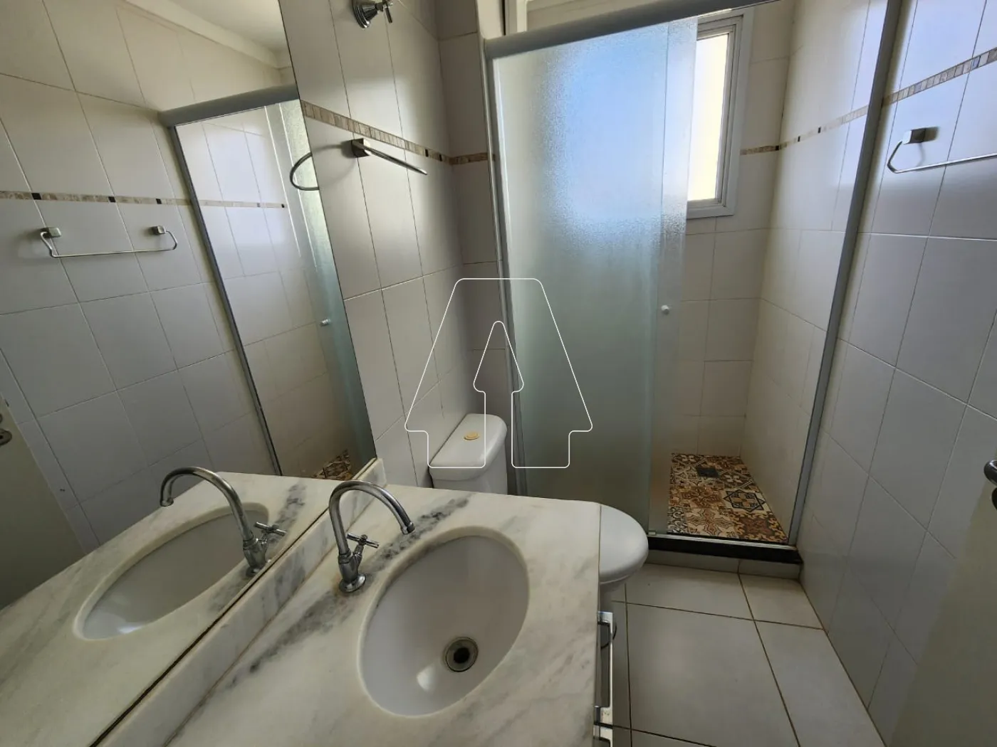 Alugar Apartamento / Padrão em Araçatuba R$ 1.700,00 - Foto 4