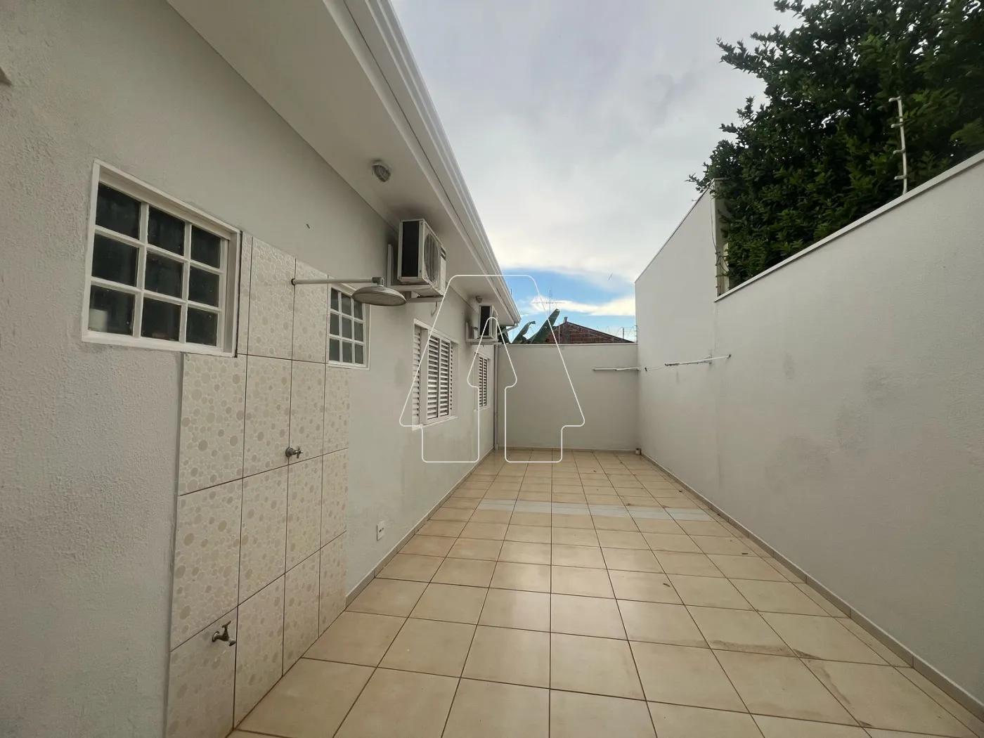 Alugar Casa / Residencial em Araçatuba R$ 3.600,00 - Foto 2