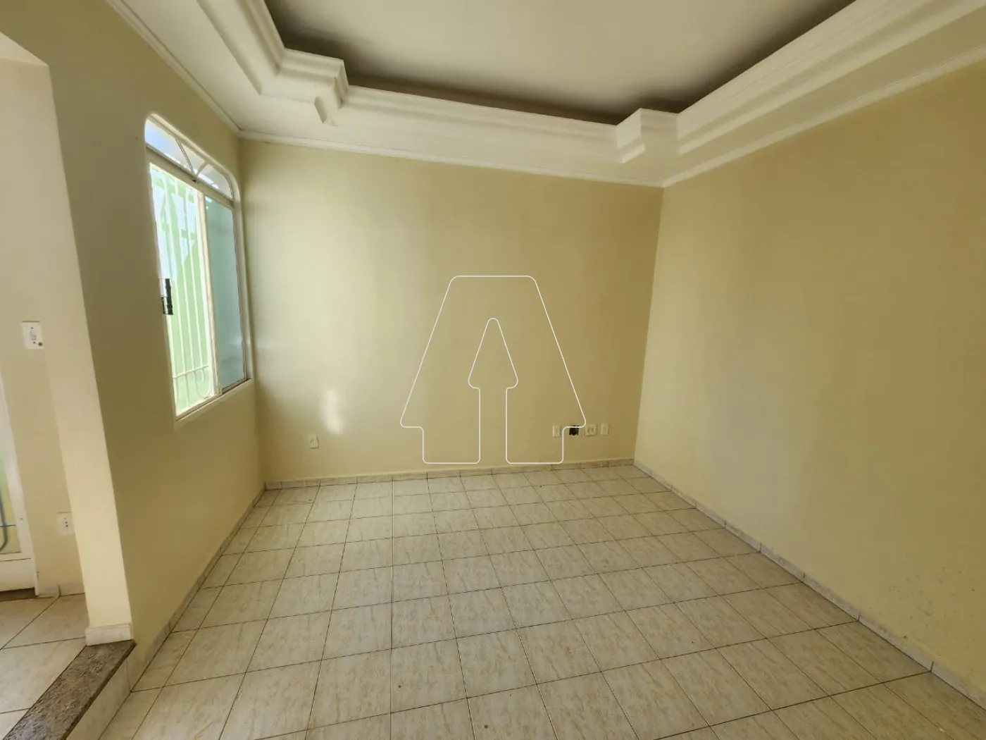 Alugar Casa / Residencial em Araçatuba R$ 2.550,00 - Foto 1