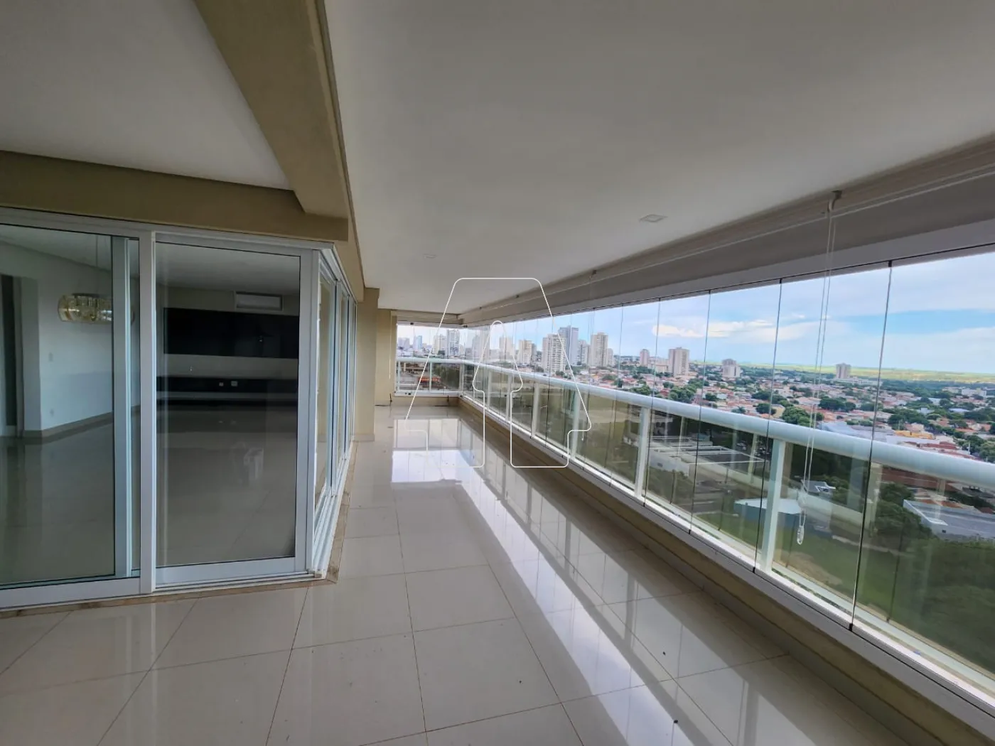 Alugar Apartamento / Padrão em Araçatuba R$ 7.000,00 - Foto 4