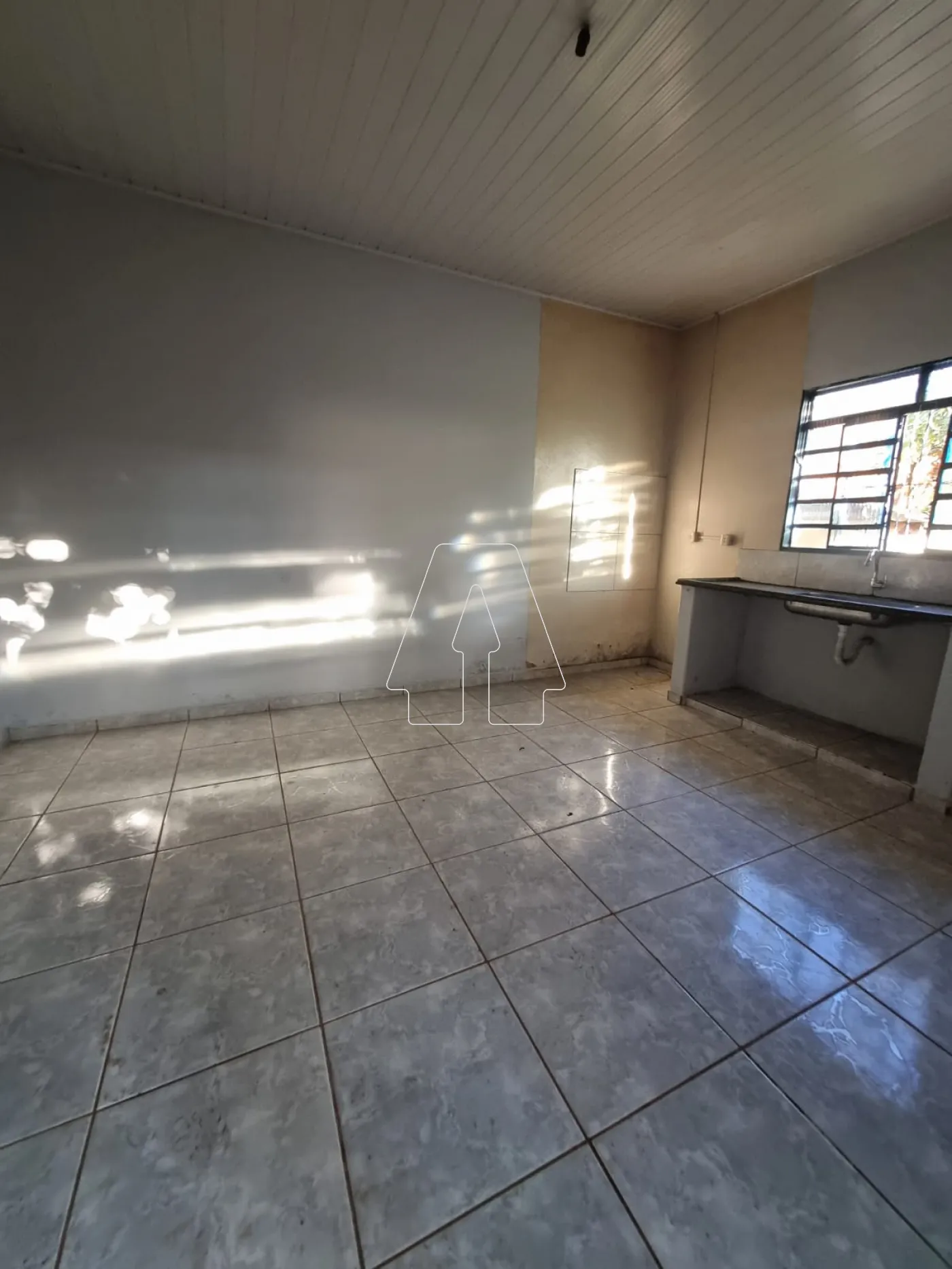 Alugar Casa / Residencial em Araçatuba R$ 500,00 - Foto 5