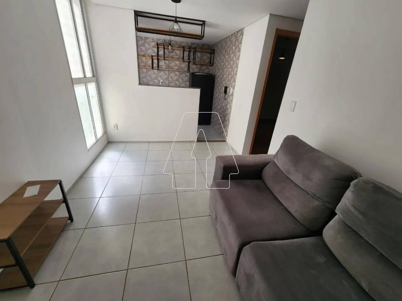 Alugar Apartamento / Padrão em Araçatuba R$ 1.350,00 - Foto 2