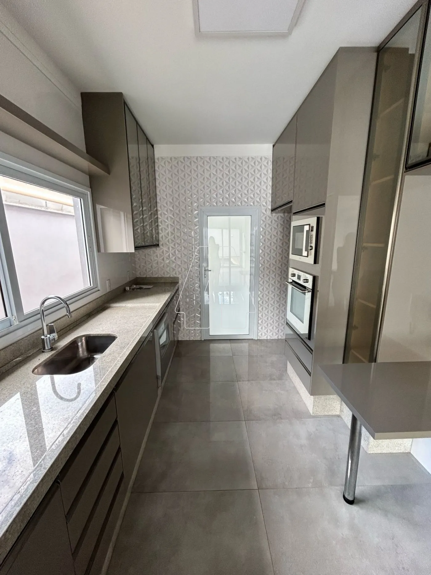 Alugar Casa / Condomínio em Araçatuba R$ 9.000,00 - Foto 7