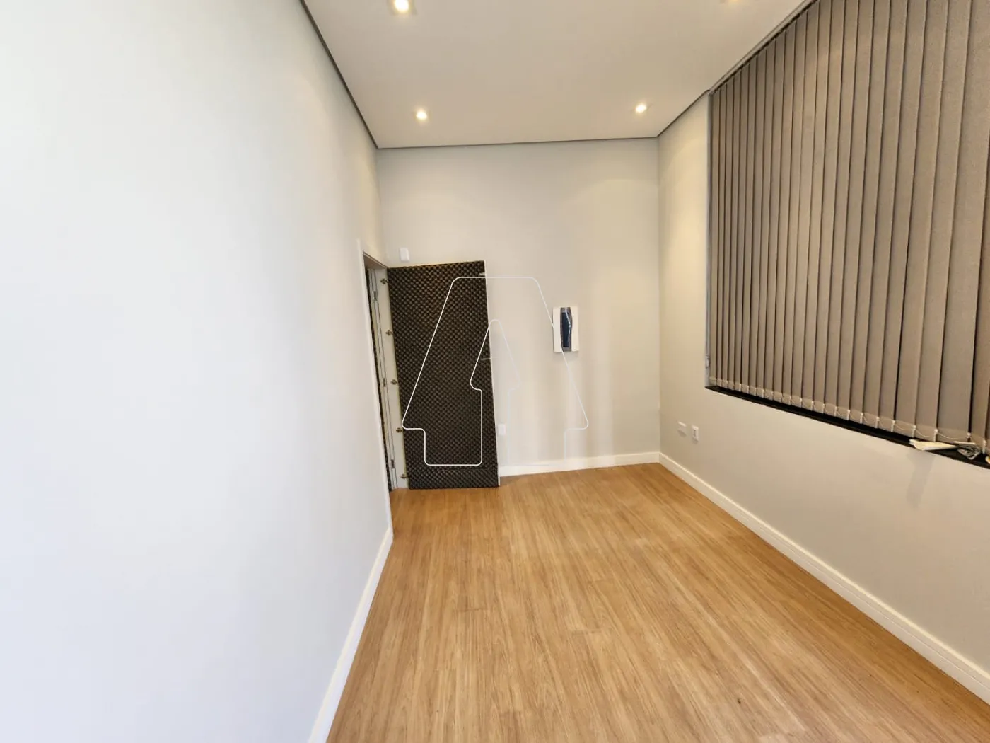 Alugar Comercial / Sala em Araçatuba R$ 1.600,00 - Foto 3