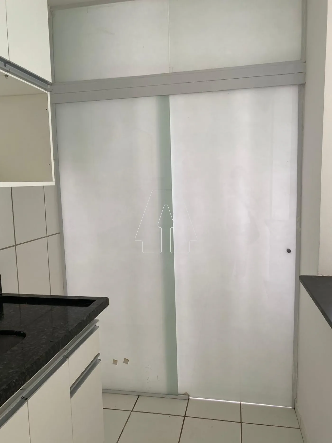Alugar Apartamento / Padrão em Araçatuba R$ 1.100,00 - Foto 2