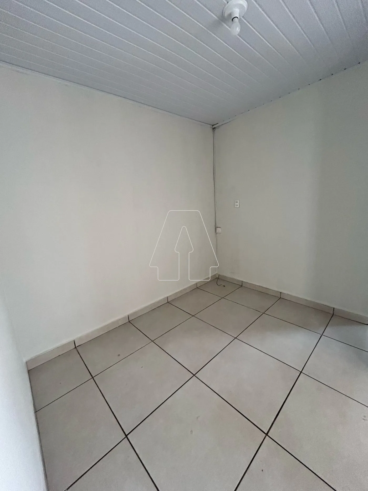 Alugar Casa / Residencial em Araçatuba R$ 800,00 - Foto 3