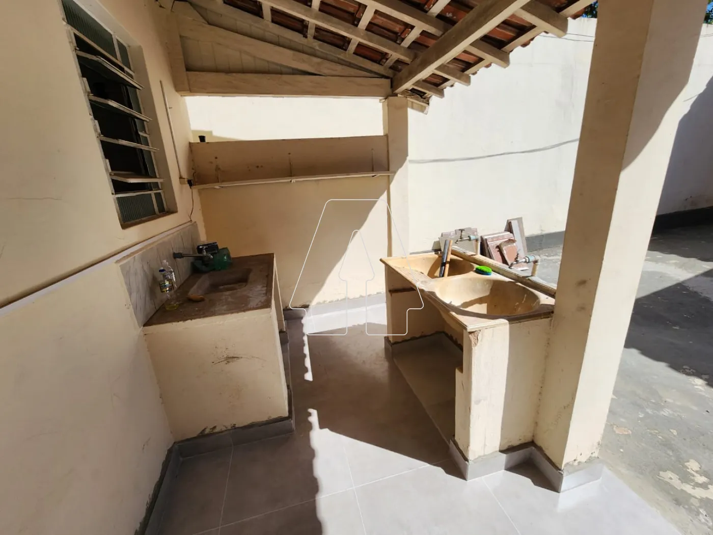 Alugar Comercial / Casa em Araçatuba R$ 1.800,00 - Foto 12