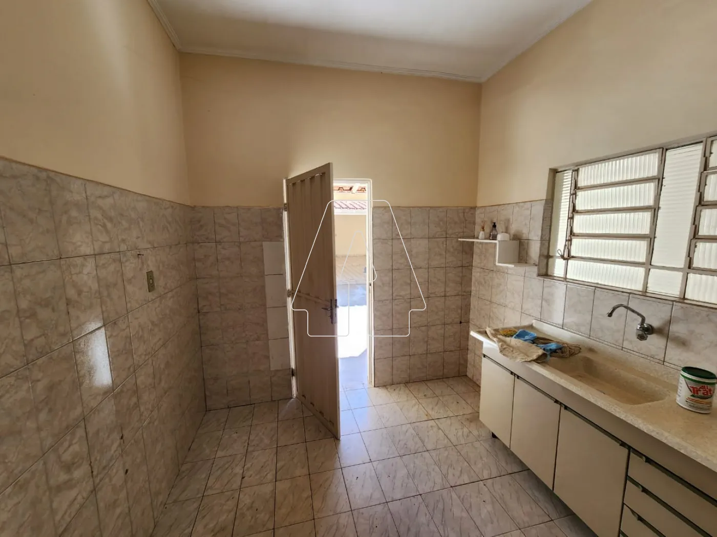 Alugar Comercial / Casa em Araçatuba R$ 1.800,00 - Foto 10