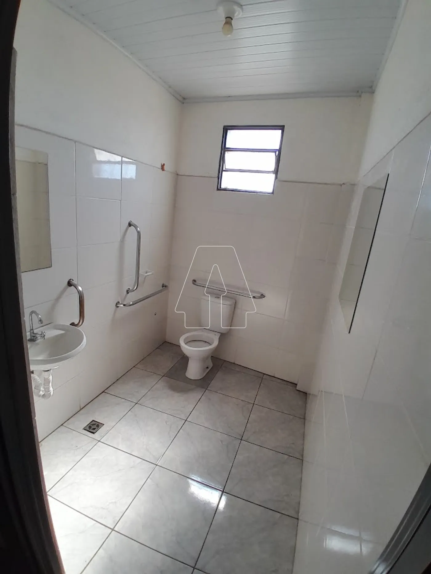 Alugar Comercial / Barracão em Araçatuba R$ 3.500,00 - Foto 3