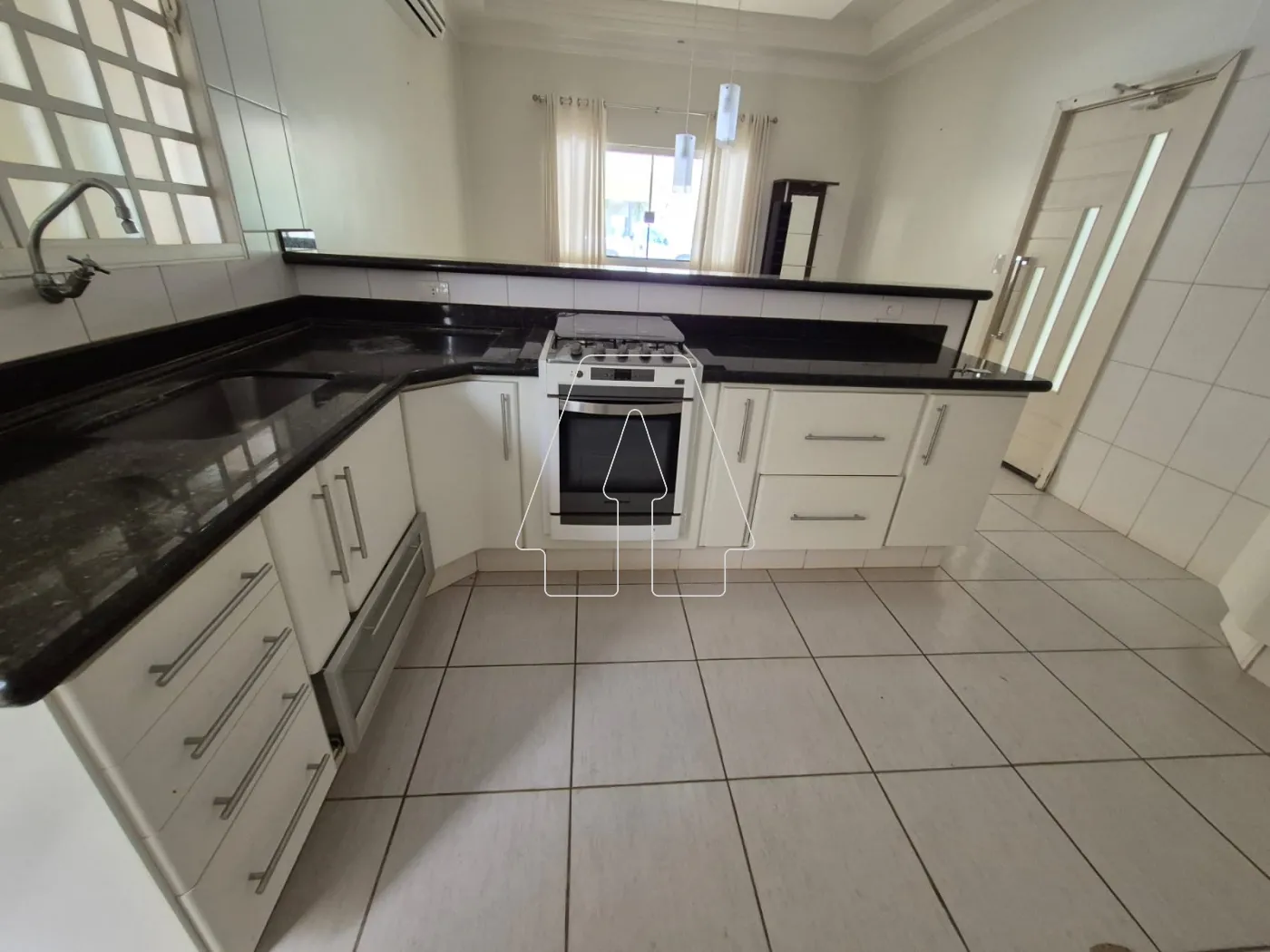 Alugar Casa / Condomínio em Araçatuba R$ 5.000,00 - Foto 5