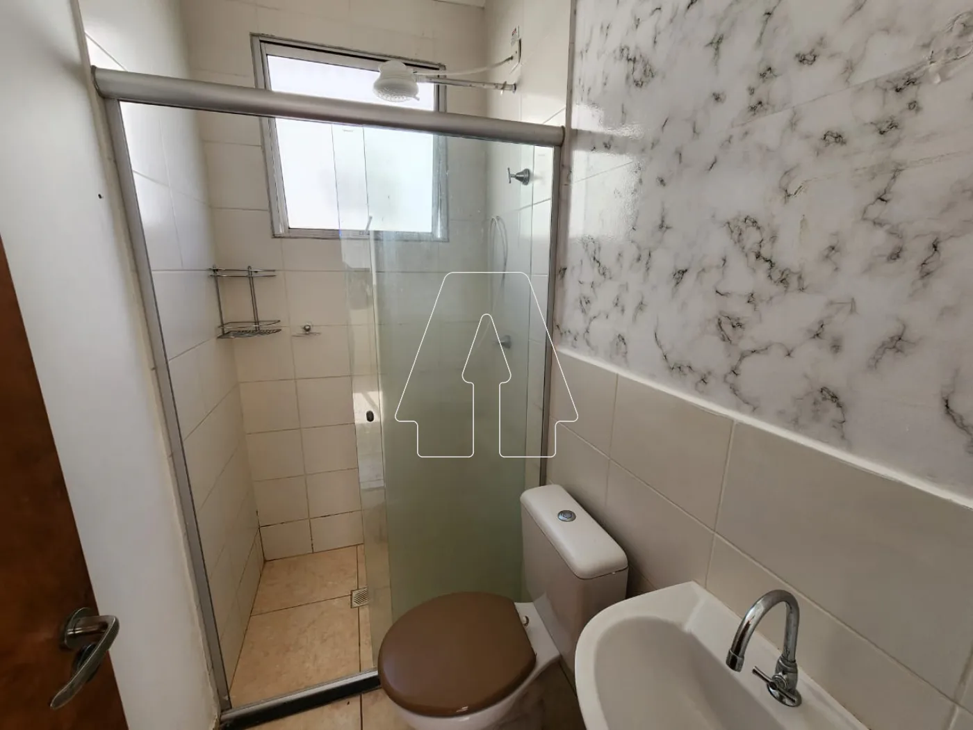 Alugar Apartamento / Padrão em Araçatuba R$ 800,00 - Foto 5