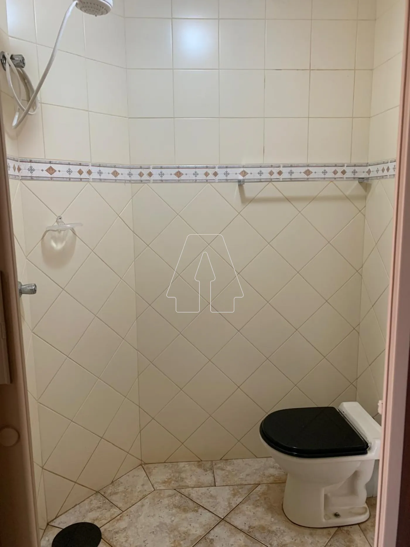 Alugar Casa / Residencial em Araçatuba R$ 750,00 - Foto 4