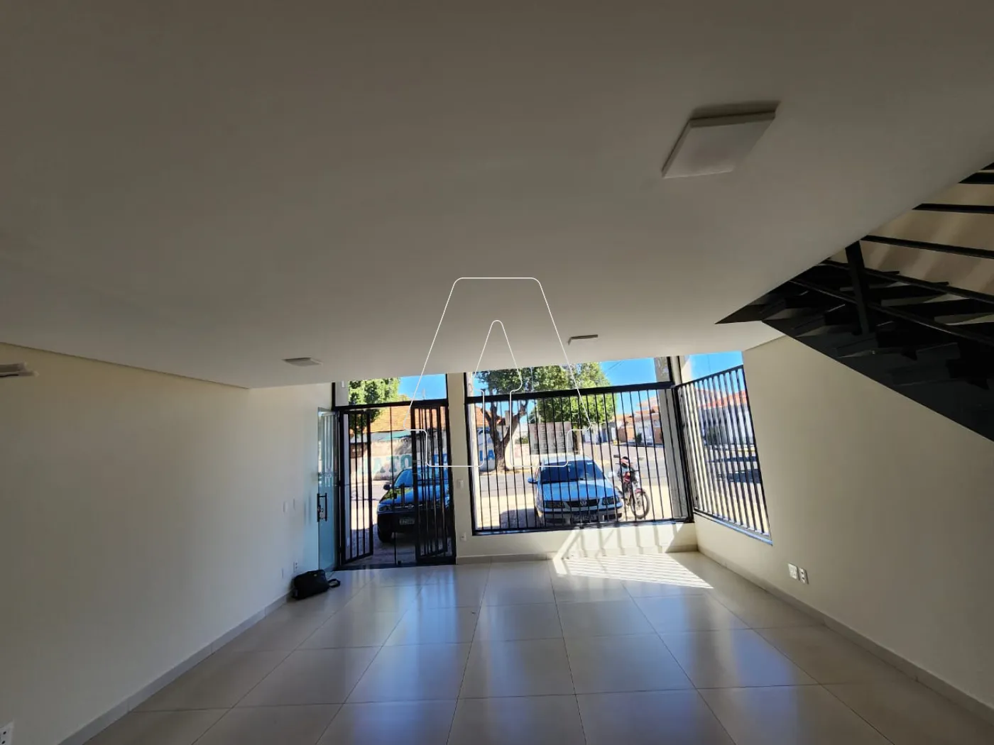 Alugar Comercial / Loja em Araçatuba R$ 2.100,00 - Foto 2