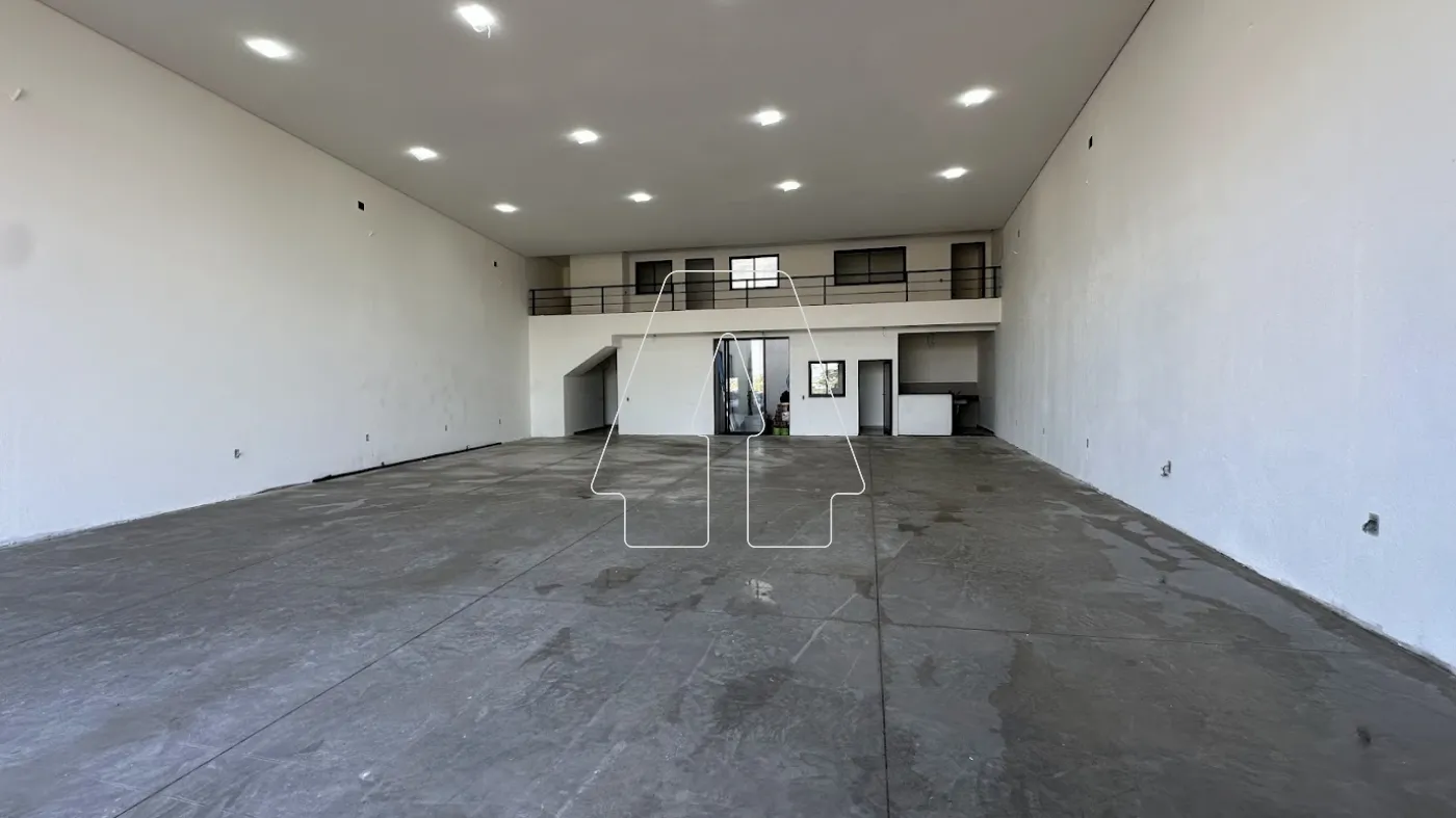 Alugar Comercial / Barracão em Araçatuba R$ 5.000,00 - Foto 1