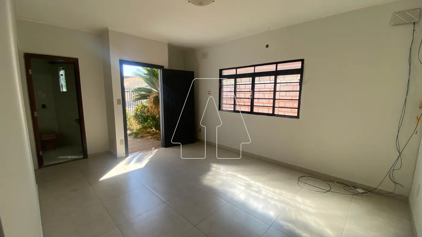 Alugar Casa / Residencial em Araçatuba R$ 2.500,00 - Foto 2