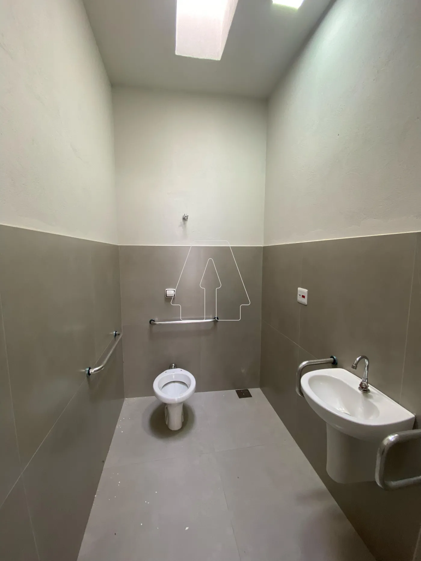 Alugar Comercial / Loja em Araçatuba R$ 3.500,00 - Foto 4