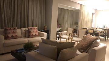 Alugar Apartamento / Padrão em Araçatuba. apenas R$ 1.300.000,00