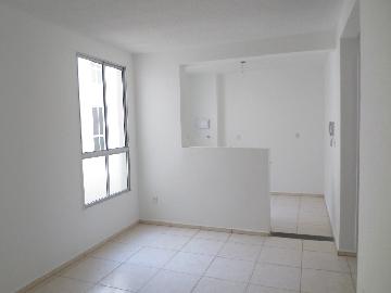 Alugar Apartamento / Padrão em Araçatuba. apenas R$ 600,00