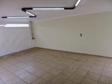 Alugar Casa / Residencial em Araçatuba. apenas R$ 2.500,00